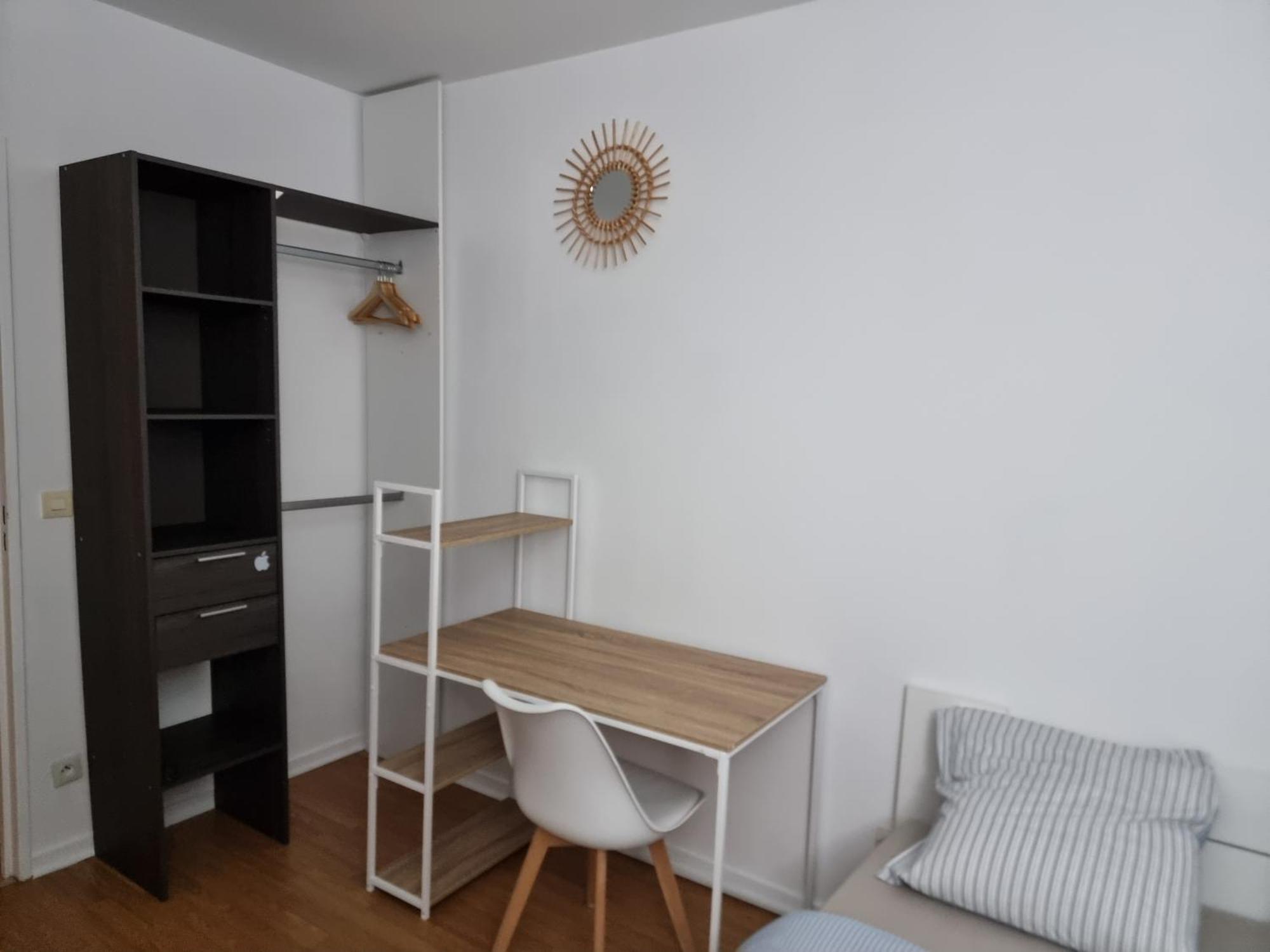 Courcouronnes Evry Room - Only For Women מראה חיצוני תמונה